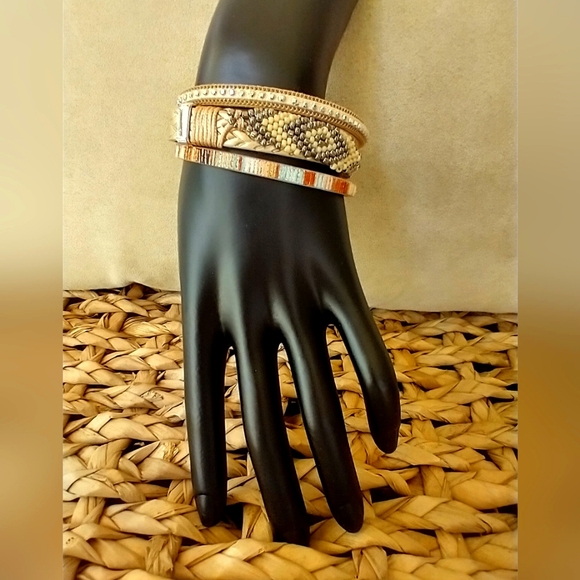 Bracelet Three strand Joined Magnet Navajo Bracelet NWOT - Picture 6 of 14